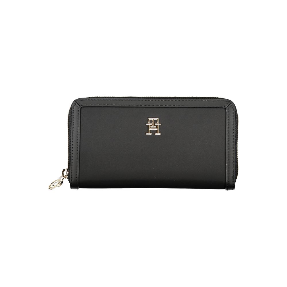 Tommy Hilfiger Chic Black Multi-Compartment Wallet